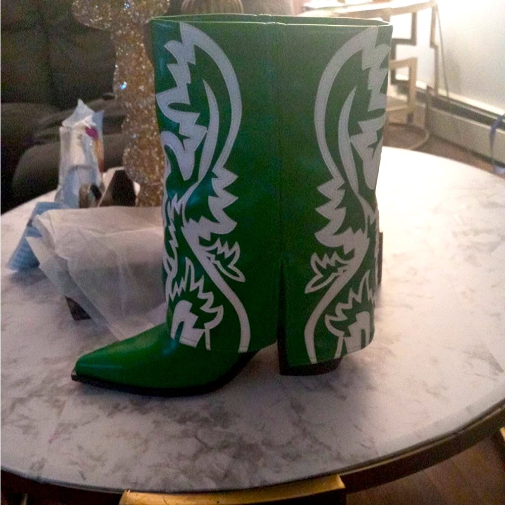 Cowgirl 🤠 🐎 leather boots horse